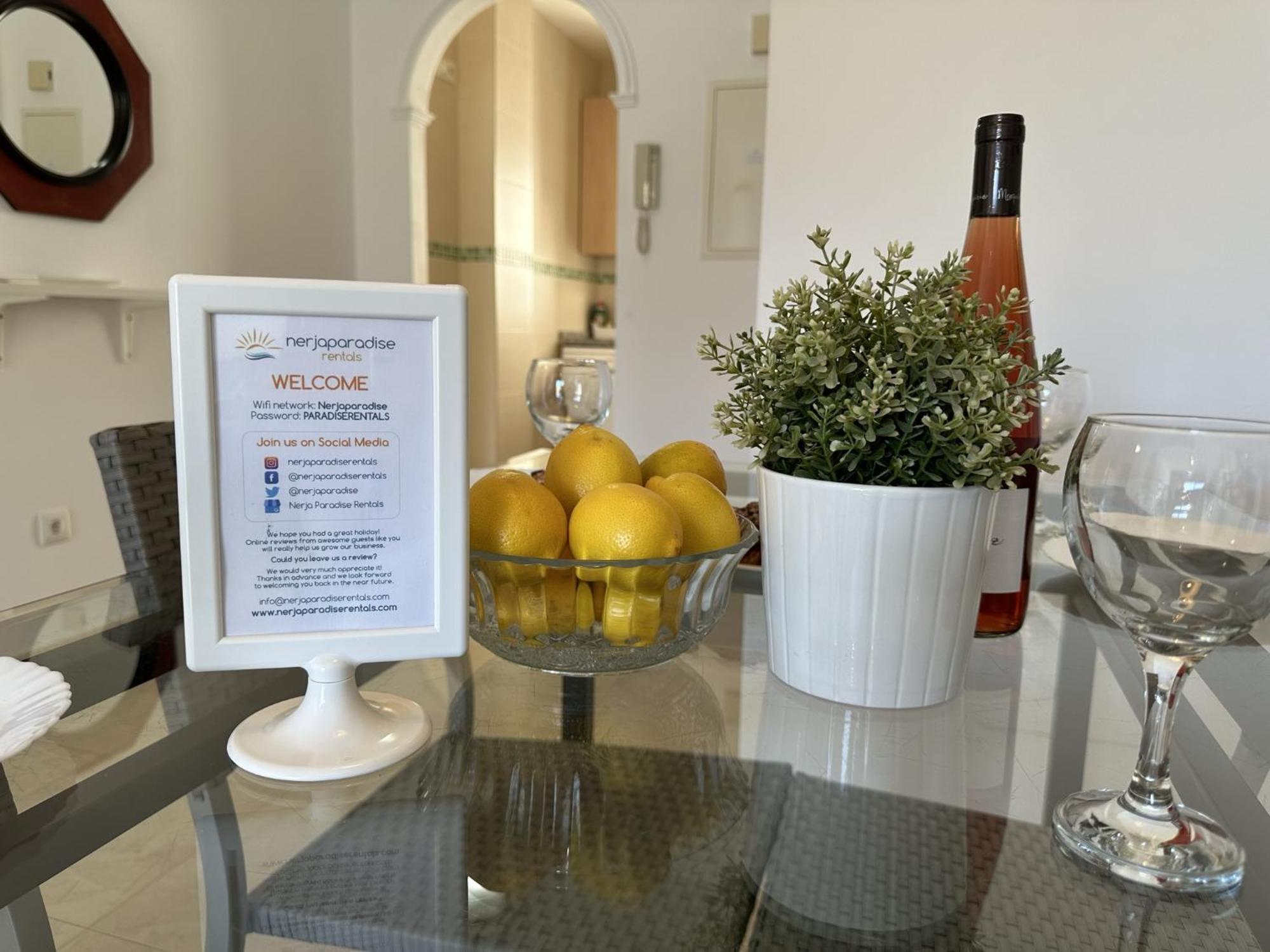 Nerja Paradise Rentals - Apt Chimenea A1E Eksteriør bilde